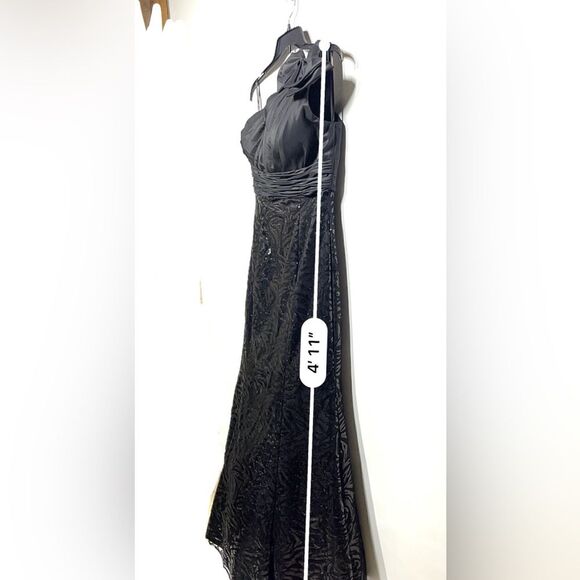 Tony Bowls One Shoulder Bow Sequins Fit and Flare Gown in Black 10 - Picture 13 of 15